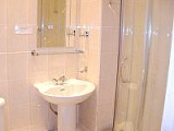 tonys_house_hotel_london_bathroom_r