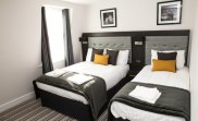 sep16_tudor_inn_hotel_triple3