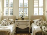 vancouver_studios_london_twin_room_big