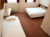 comfort_inn_sw8_london_triple_r