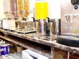 vegas_hotel_london_breakfast1_big