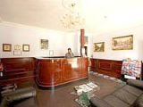 ventures_hotel_london_reception_r