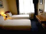 victor_hotel_twin1_big