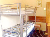 warwic_rooms_london_dorm_room_rr