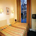 2Wedewood_Hotel_London_room