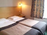 west_cromwell_hotel_twin1_big