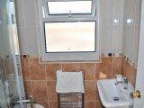 west_london_annexe_rooms_bathroom_big