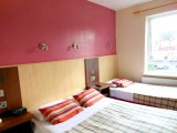 white_house_hotel_triple3_big