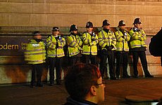 Police Protest Against 'High Risks' of Government Cuts