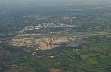 Gatwick wants second runway to take on Heathrow in London's 'flexible' airport f