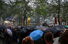 Harry Potter Fans Mass on Trafalgar Square for Deathly Hallows 2 Premiere