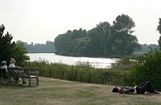 Kew Gardens Opens Up to the Thames.