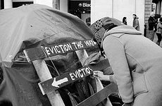 St Paul's Has a 'Deep Clean' after Eviction of Occupiers