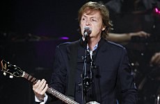 Paul McCartney paid £1 for Olympics perfomance