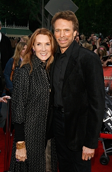 Producer Jerry Bruckheimer (R) and wife Linda Bruckheimer at the World Premiere of Pirates Of The Caribbean: At World's End at Disneyland on May 19th, 2007 in Anaheim, California. Kevin Winter. 2007 Disney Enterprises, Inc. All Rights Reserved. 