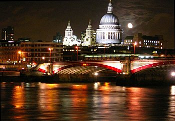 London By Nights. Photo Credit: cybaea. C.C.License