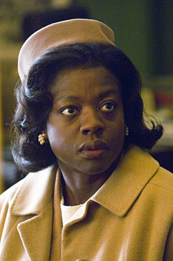 Doubt Interview: Viola Davis. Photo Credit: Andrew Schwartz. Photo credited to Andrew Schwartz (C) 2008 Miramax Film Corp All Rights Reserved