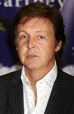 Paul McCartney loses £60M in a year. Photo by John Packer. CC Licence. .