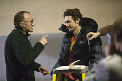 Danny Boyle (Director) and James Franco (Aron Ralston) on set of 127 HOURS. Opulence Studios. Pathe Production UK & Ireland