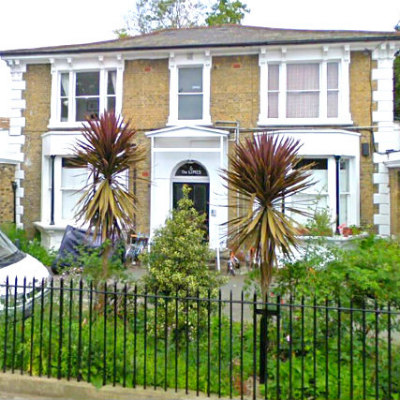 Cosmos Apartment Hackney