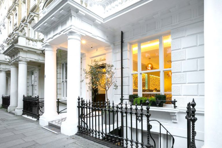 J Hotel London J Hotel London