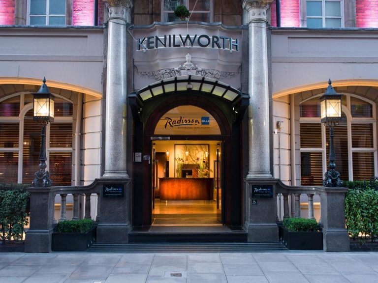 Radisson Blu Edwardian, Kenilworth Radisson Blu Edwardian, Kenilworth