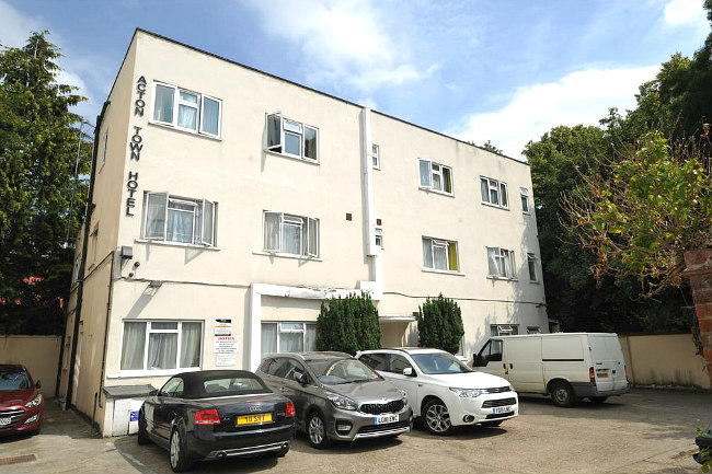 Acton Town Hotel Acton Town Hotel