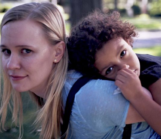 Kelly O'Sullivan as Bridget and Ramona Edith-Williams as Frances in Saint Frances, directed by Alex Thompson. Copyright: Vertigo Releasing. All Rights Reserved.