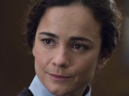 Alice Braga as Dr Cecilia Reyes in The New Mutants, directed by Josh Boone. Photo: Claire Folger. Copyright: 2020 Twentieth Century Fox Film Corporation. All Rights Reserved.