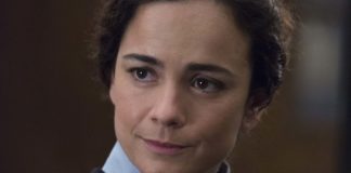 Alice Braga as Dr Cecilia Reyes in The New Mutants, directed by Josh Boone. Photo: Claire Folger. Copyright: 2020 Twentieth Century Fox Film Corporation. All Rights Reserved.