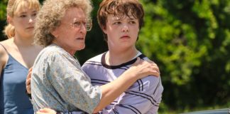 Haley Bennett as Lindsay, Glenn Close as Mamaw and Owen Asztalos as JD Vance in Hillbilly Elegy, directed by Ron Howard. Photo: Lacey Terrell. Copyright: 2020 Netflix. All Rights Reserved.