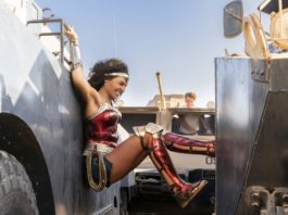 Gal Gadot as Wonder Woman in Wonder Woman 1984, directed by Patty Jenkins. Photo: Clay Enos. Copyright: 2018 Warner Bros. Entertainment Inc. All Rights Reserved.