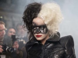 Emma Stone as Cruella in Cruella, directed by Craig |Gillespie. Photo: Laurie Sparham. Copyright: 2021 Disney Enterprises. All Rights Reserved.