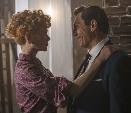 Nicole Kidman as Lucille Ball and Javier Bardem as Desi Arnaz in Being The Ricardos, directed by Aaron Sorkin. Photo: Glen Wilson. Copyright: 2021 Amazon Content Services LLC. All Rights Reserved.