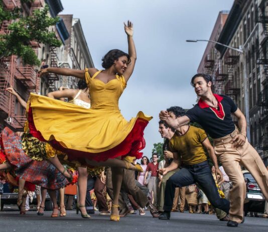 Ariana DeBose as Anita and David Alvarez as Bernardo in West Side Story, directed by Steven Spielberg. Photo: Niko Tavernise. Copyright: 2021 20th Century Studios. All Rights Reserved.
