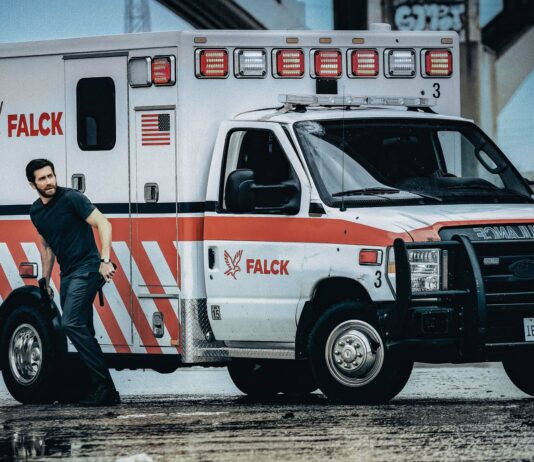 Jake Gyllenhaal as Danny Sharp in Ambulance, directed by Michael Bay. Photo: Andrew Cooper SMPSP. Copyright: 2021 Universal Studios. All Rights Reserved.