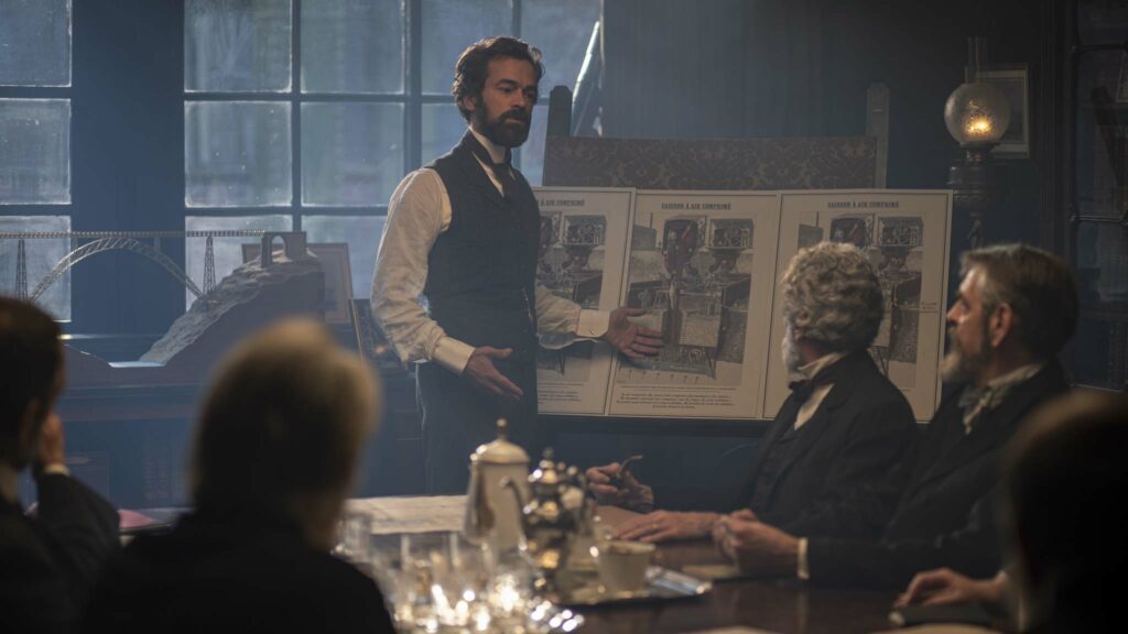 Romain Duris as Gustave Eiffel in Eiffel, directed by Martin Bourboulon. Photo: Antonin Menichetti. Copyright: Vertigo Releasing. All Rights Reserved.