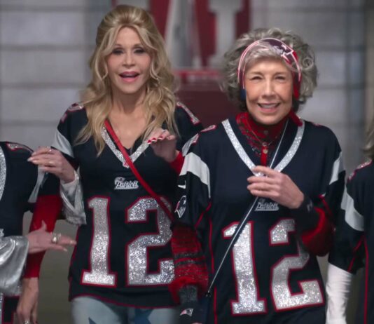 Rita Moreno as Maura, Jane Fonda as Trish, Sally Field as Betty and Lily Tomlin as Lou in 80 For Brady directed by Kyle Marvin. Photo: Scott Garfield. Copyright: Paramount Pictures. All Rights Reserved.