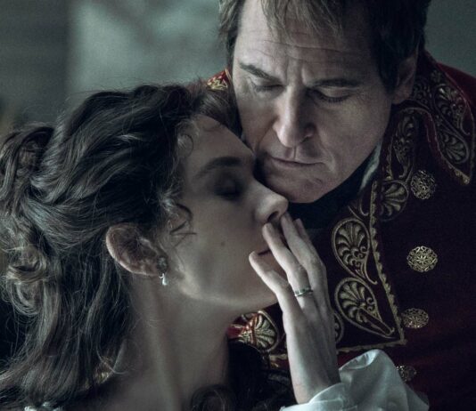 Vanessa Kirby as Empress Josephine and Joaquin Phoenix as Napoleon Bonaparte in Napoleon, directed by Ridley Scott. Photo: Aidan Monaghan. Copyright: Apple. All Rights Reserved.
