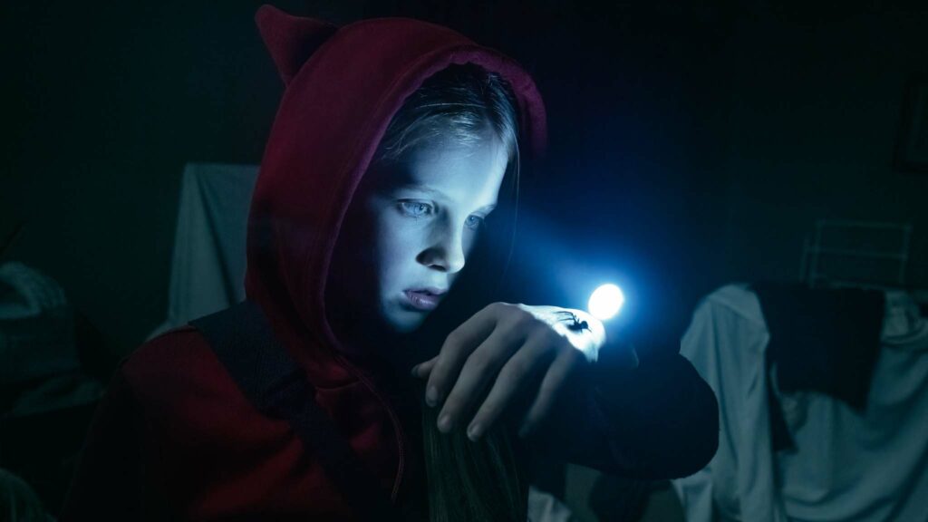Alyla Browne as Charlotte in Sting, directed by Kiah Roache-Turner. Photo: Emma Bjorndahl. Copyright: SP Sting Productions/StudioCanal. All Rights Reserved.