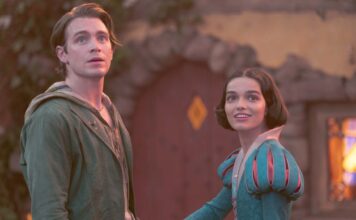 Andrew Burnap as Jonathan and Rachel Zegler as Snow White in Snow White, directed by Giles Keyte. Photo: Giles Keyte. Copyright: Disney Enterprises, Inc. All Rights Reserved.