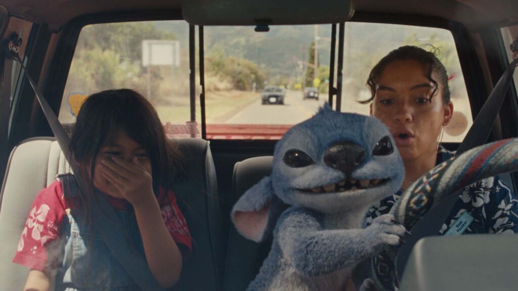 Maia Kealoha as Lilo, Stitch and Sydney Agudong as Nani in Lilo & Stitch, directed by Dean Fleischer Camp. Copyright: 2025 Disney Enterprises Inc. All Rights Reserved.