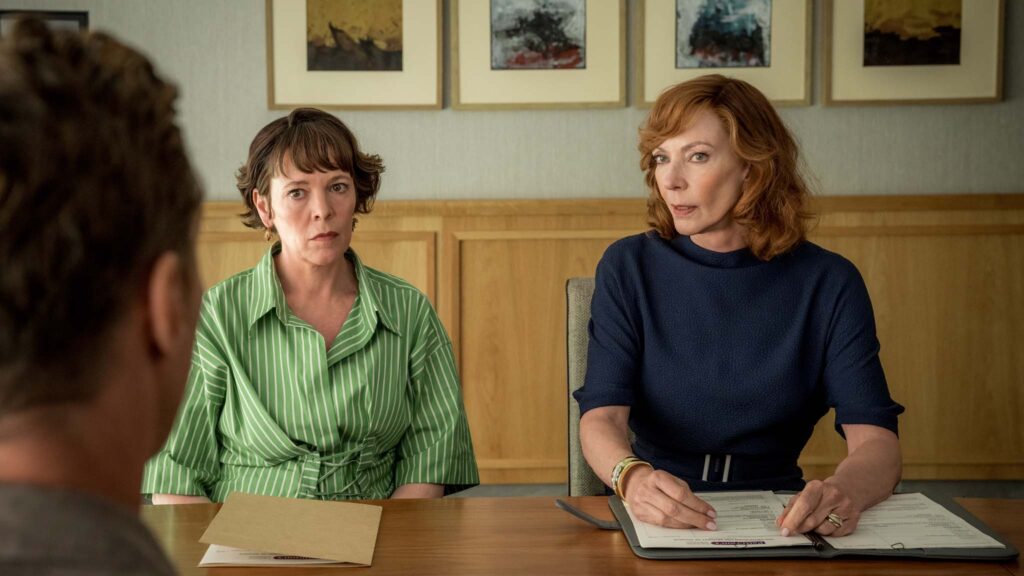 Olivia Colman as Ivy Rose and Allison Janney as Eleanor in The Roses, directed by Jay Roach. Photo: Jaap Buitendijk. Copyright: Searchlight Pictures. All Rights Reserved.