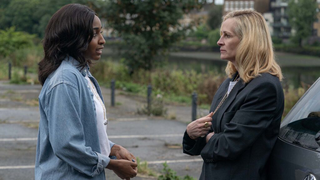 Ayo Edebiri as Maggie and Julia Roberts as Alma in After The Hunt, directed by Luca Guadagnino. Photo: Yannis Drakoulidis. Copyright: Amazon Content Services LLC. All Rights Reserved.