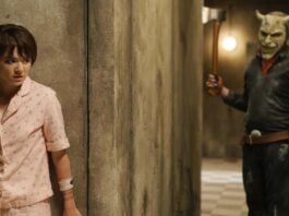 Madeleine McGraw as Gwen and Ethan Hawke as The Grabber in Black Phone 2, directed by Scott Derrickson. Photo: Sabrina Lantos. Copyright: Universal Pictures/Blumhouse. All Rights Reserved.