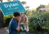 Mason Thames as Miller and Mckenna Grace as Clara in Regretting You, directed Josh Boone. Photo: Jessica Miglio. Copyright: Paramount Pictures. All Rights Reserved.