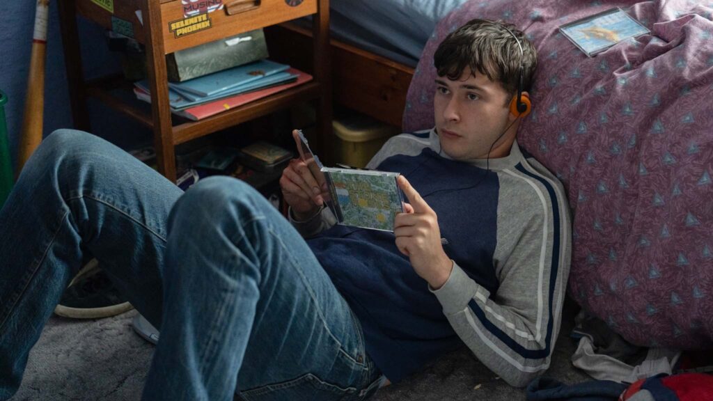 Samuel Bottomley as Brian in Anemone, directed by Ronan Day-Lewis. Photo: Des Willie. Copyright: Focus Features, LLC. All Rights Reserved.