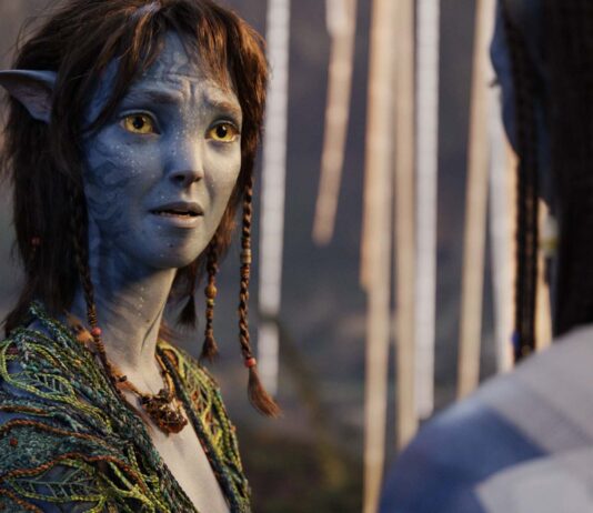 Sigourney Weaver as Kiri in Avatar: Fire And Ash, directed by James Cameron. Copyright: 20th Century Studios. All Rights Reserved.