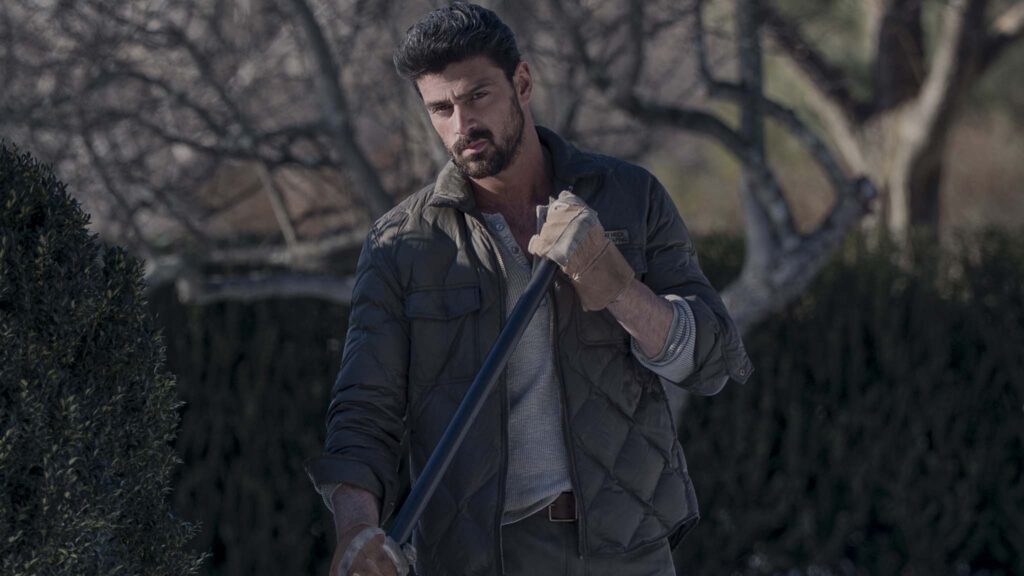 Michele Morrone as Enzo in The Housemaid, directed by Paul Feig. Copyright: Lionsgate. All Rights Reserved.