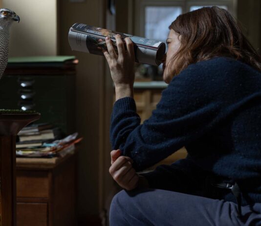 Claire Foy as Helen in H Is For Hawk, directed by Philippa Lowthorpe. Copyright: Lionsgate. All Rights Reserved.